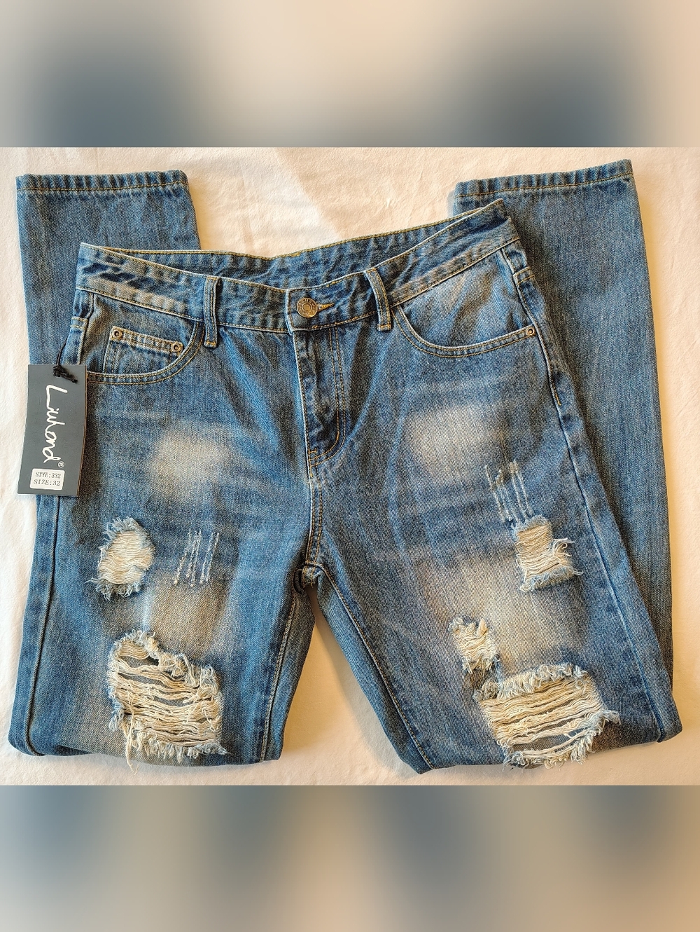 Liuhond Men's Straight Leg Distressed Indigo Wash Size 32 x 32 NWT